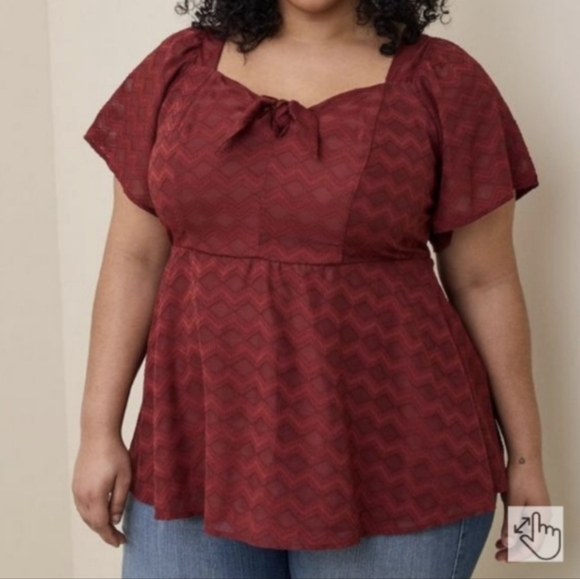 torrid fit and flare textured chiffon top - Picture 2 of 5